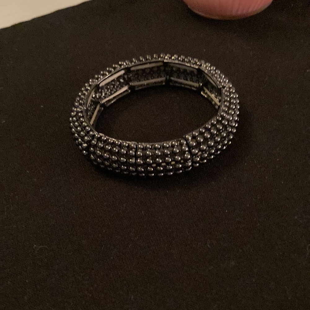 Black stone bracelets Galore and ring - Picture 3 of 8